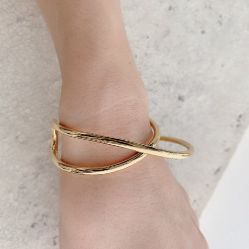 loop bangle